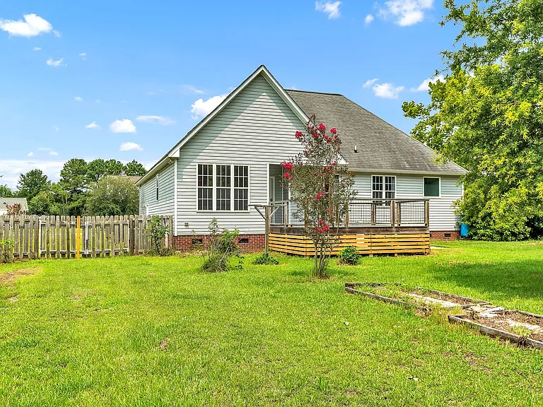 210 Raven Ridge Ct — Photo 33