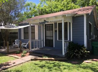 405 1st St, Palacios, TX 77465