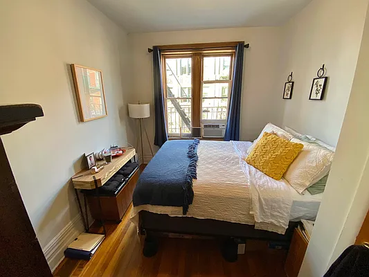 Rented by J PRESTON AND ASSOCIATES INC | media 21