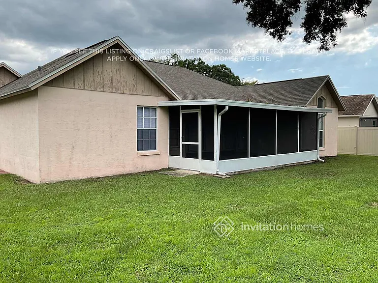 826 Walsingham Way — Photo 21