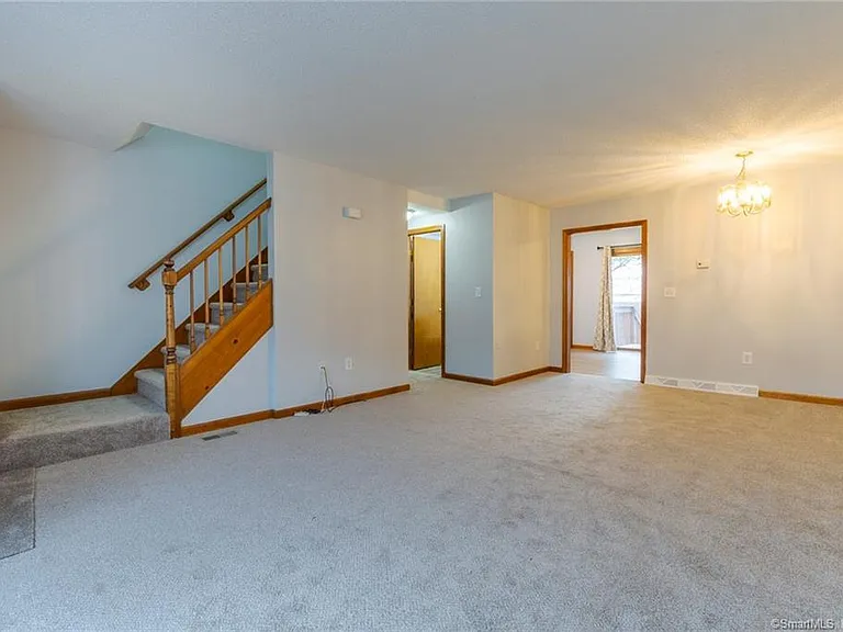 22 Windwood Dr #22 — Photo 6