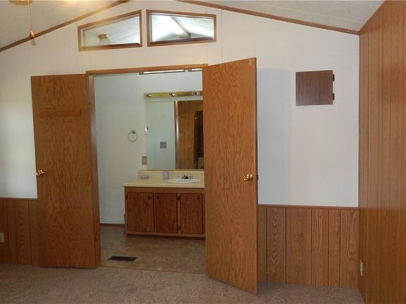 5th image of 148 Whispering Oaks