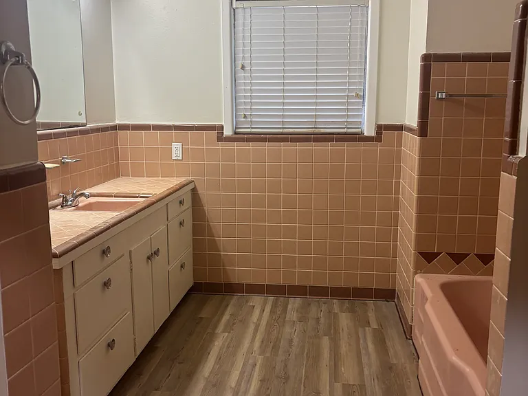 4437 FM 698 — Photo 6