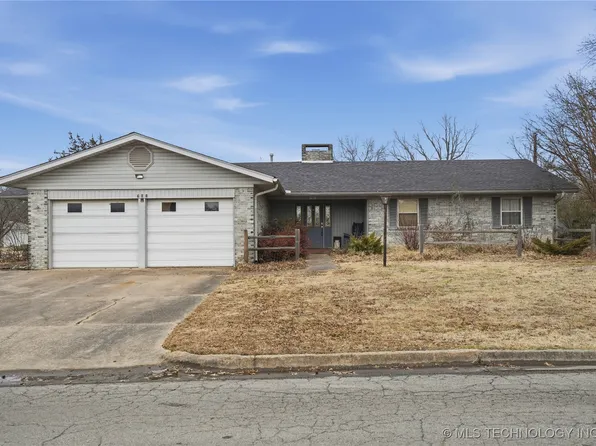 701 E Lucy Ave, Sallisaw, OK 74955