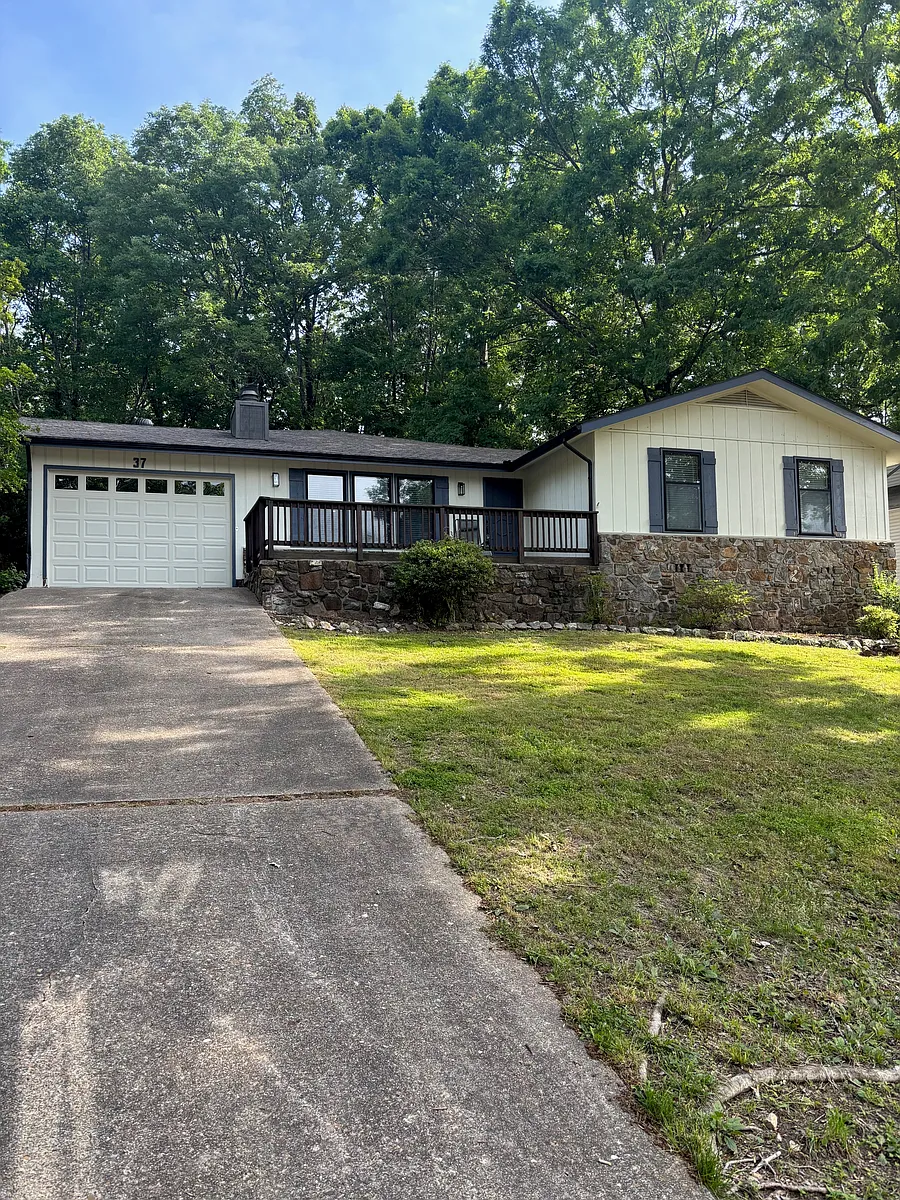front of home - 37 Sierra Dr