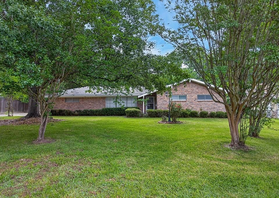 1st image of 1405 Epley St