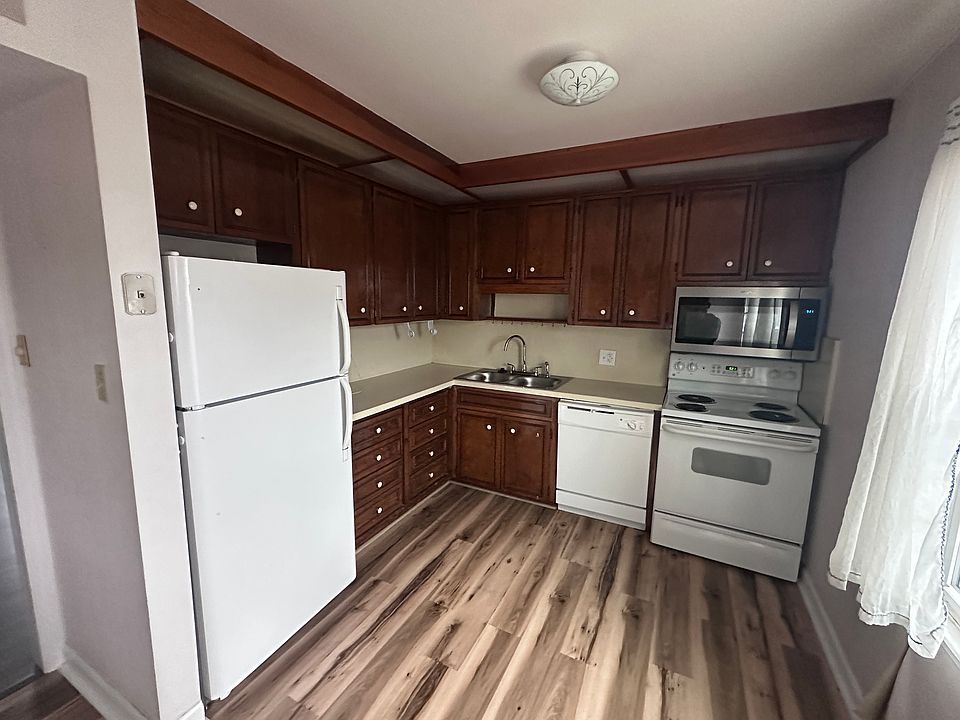 1st image of 1335 12th Street Dr NW APT 9