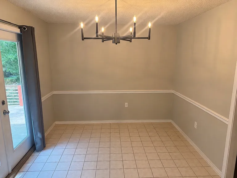 199 Ridgewood Dr — Photo 3