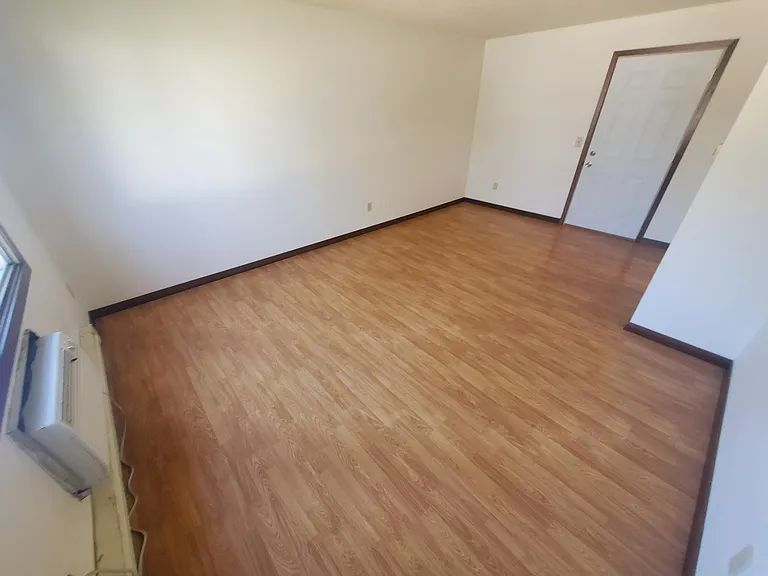919 Gould St #17 — Photo 3