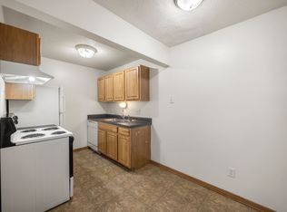 2901 Boston Ave #C-03, Des Moines, IA 50310