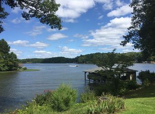 118 Paradise Point, Macon, NC 27551