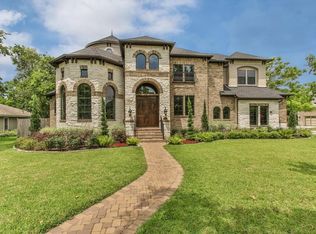 5400 Maple St, Bellaire, TX 77401
