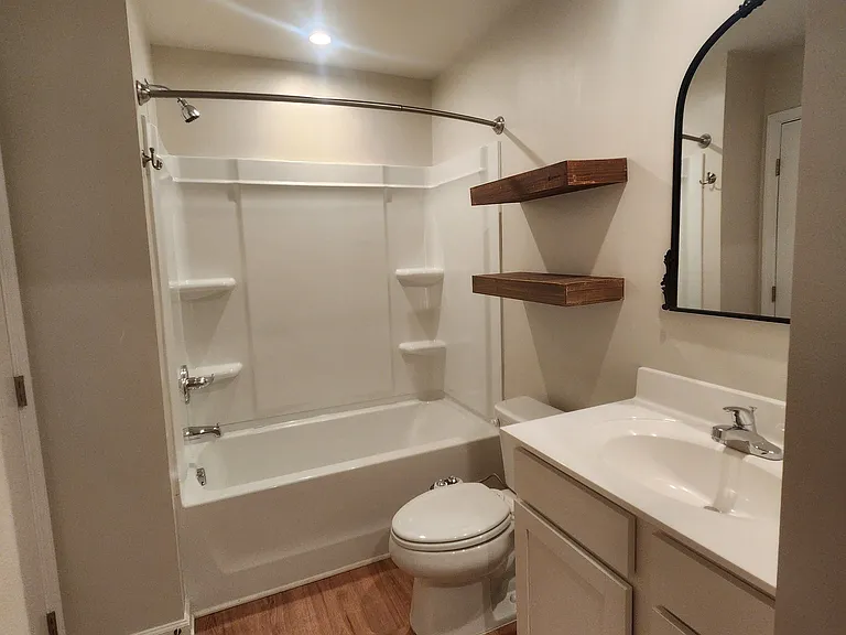 525 Hampton Townes Dr — Photo 18
