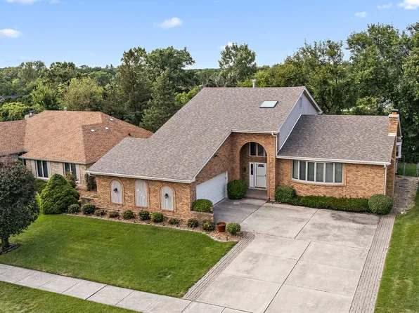 9736 W Pebble Dr, Palos Park, IL 60464