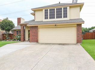 2833 Garden Grove Rd, Grand Prairie, TX 75052