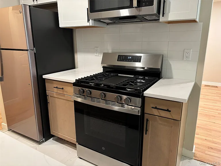 452 Somerset Dr #F — Photo 13