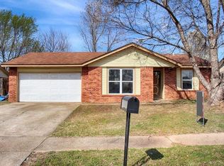 204 W Edgewater St, Broken Arrow, OK 74012