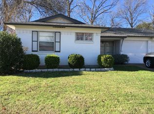 3229 Maple Dr, Garland, TX 75042