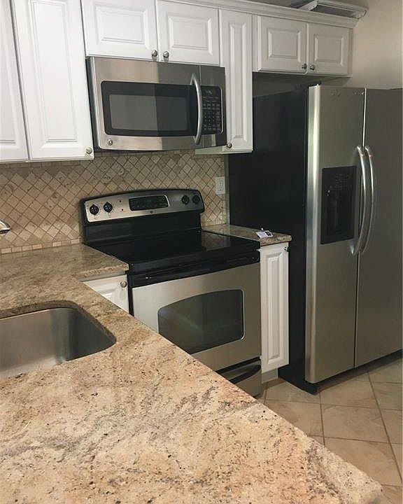 1st image of 105 Richard Ct