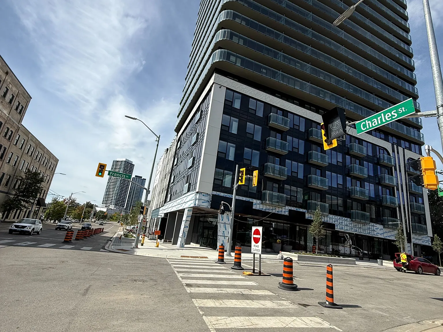 2 bed, $1,800 — Photo 2