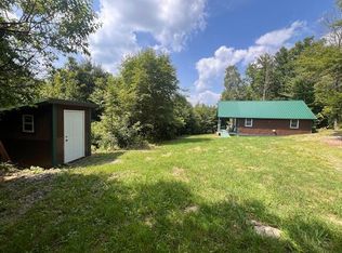 4 Lakeview Ln, Houlton, ME 04730