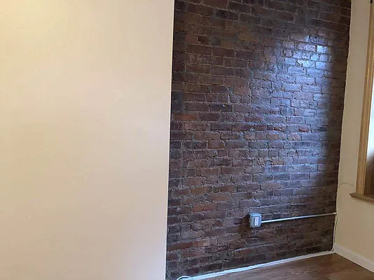 Rented by One New York Realty Inc | media 19