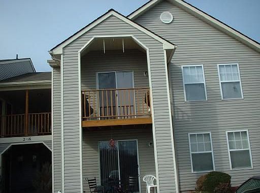 2nd image of 16 Revere Dr