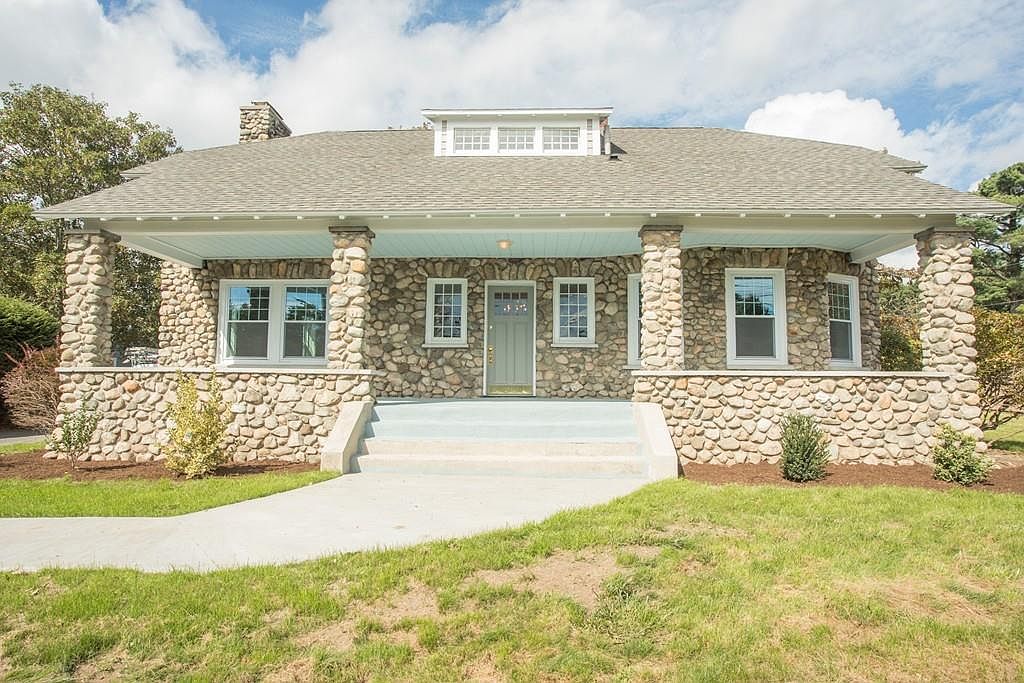 108 Mechanic St, Foxboro, MA 02035 Zillow