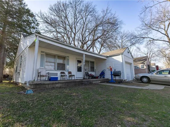 2720 N 33rd St, Kansas City, KS 66104