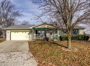 400 Christine Dr, Dalton City, IL 61925