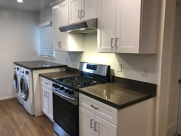 Washer/Dryer, Stove