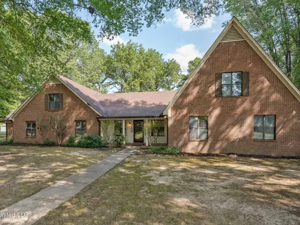 3100 Shady Oaks Dr, Olive Branch, MS 38654
