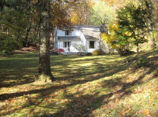 30 Cable Ln, Athens, OH 45701