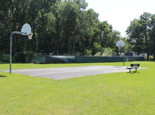 Groveland Manor, Holly, MI 48442