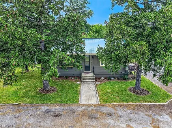 2856 S Grimsby Rd #8, West Lincoln, ON L0R 1M0