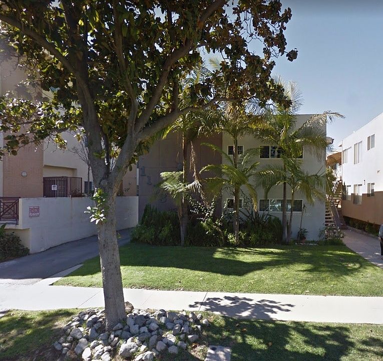 1133 Campbell - Front