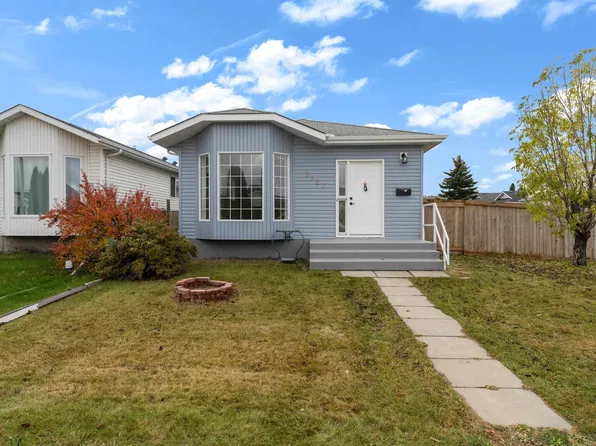 3527 44a Ave NW, Edmonton, AB T6L 6K6