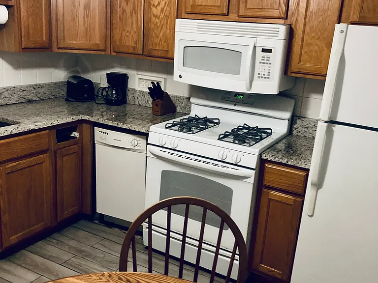 8000 Grand Ave #GN — Photo 5