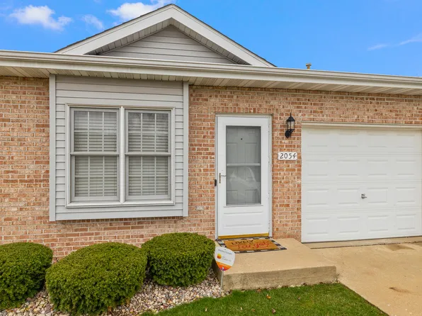 2054 Susanna Way Unit 2054, Crest Hill, IL 60403