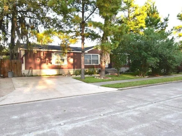 11703 Greenmesa Dr, Houston, TX 77044