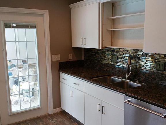 3rd image of 3016 Searchwood Dr