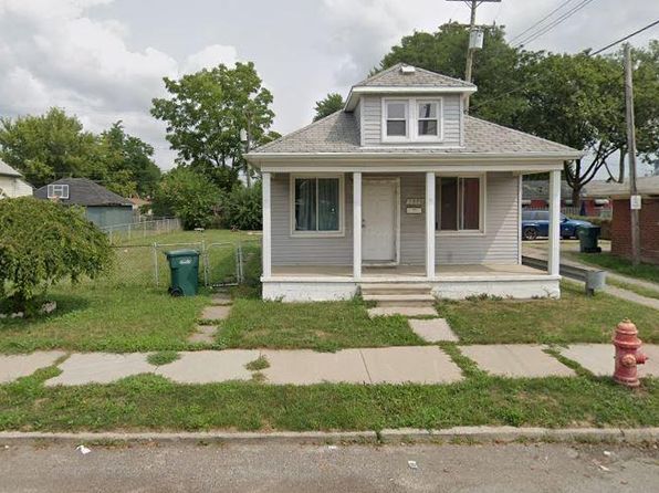 1370 Garfield Ave