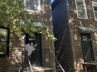 1446 W Polk St #1F, Chicago, IL 60607