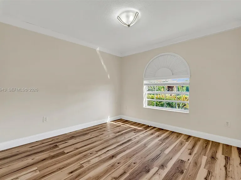 15311 SW 52nd Ter — Photo 28