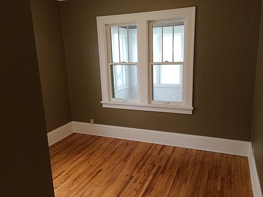 2nd image of 1850 Maryland Ave E
