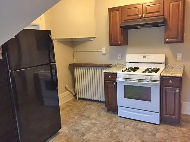 1655 N Marshall St #4 — Photo 5