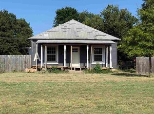 320 S Walnut Ave, Newkirk, OK 74647