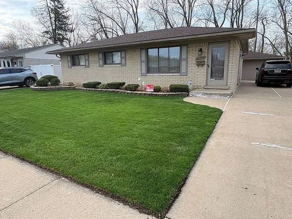 25141 Madden St, Taylor, MI 48180