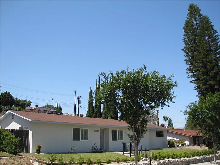 22844 Sunset Crossing Rd — Photo 2