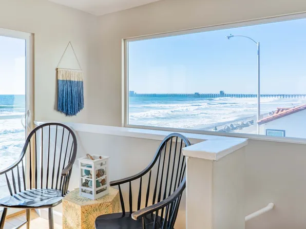 312 S The Strand APT 1, Oceanside, CA 92054